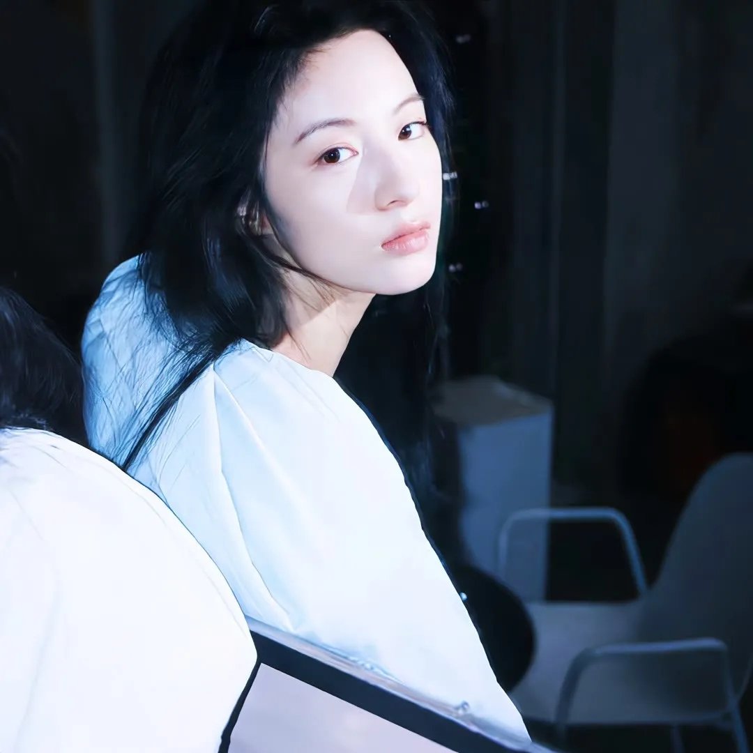 家有蛇仙美貌妻